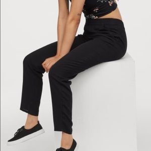 divided | elastic waist pants